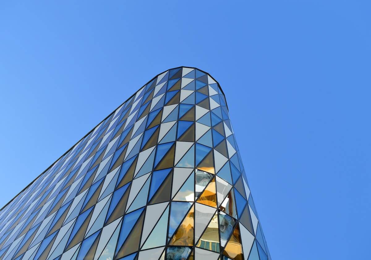 山猫体育直播-IG接连两波致命掉点，WBG追回部分经济并拿下小龙